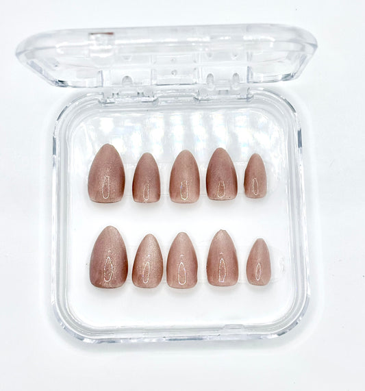 Champagne Cat Eye Extra Small